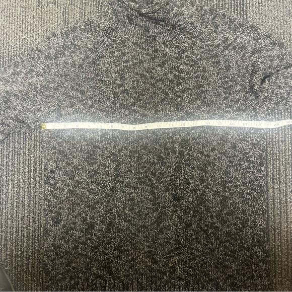L.L. Bean black gray heathered turtleneck sweater 100% cotton size large - Picture 8 of 8